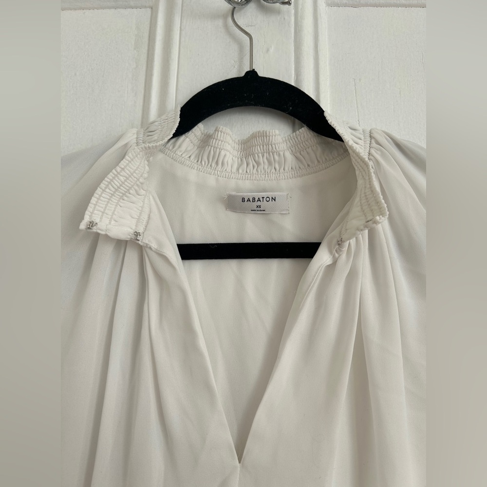 Babaton Aritzia Women's White Collared Keyhole Harry Blouse  | Women's XS - Picture 2 of 5